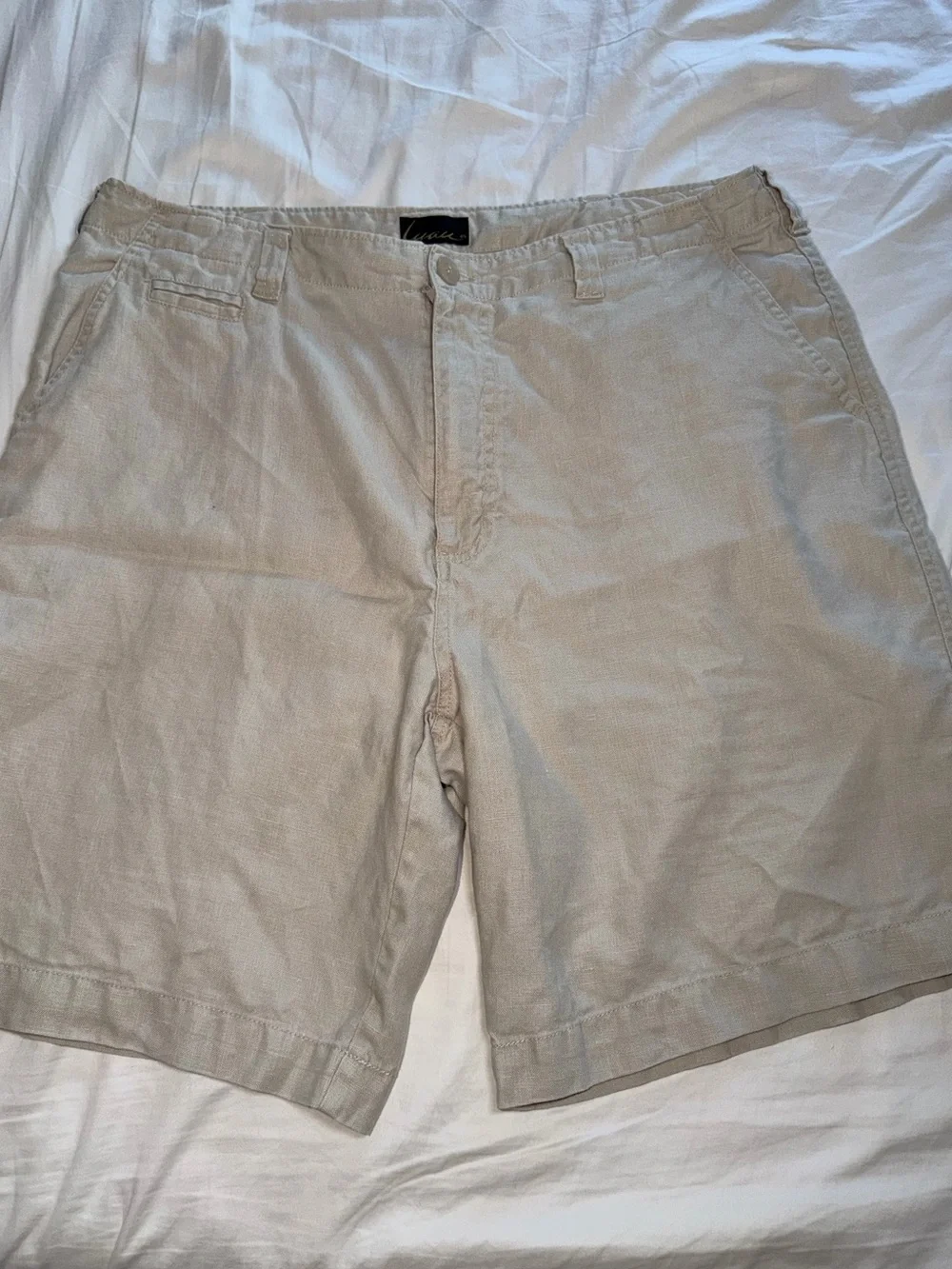 Luau Linen Men’s Tan Shorts